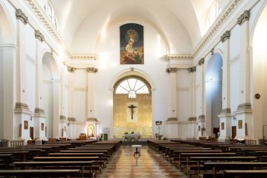 Sottomarina, Chioggia, İtalya - 3. Mar 2025: Chiesa di San Martino Vescovo 'nun İçişleri