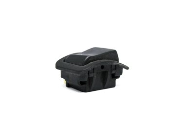 Kırık motosiklet lambası anahtarı beyaz arkaplanda izole edildi