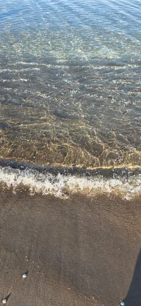 Akdeniz 'in İspanya' daki dalgaları