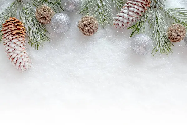 Telif alanı ve dekorasyonu olan Noel kartı