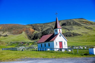 Reyniskirkja Kilisesi İzlanda, İskandinavya