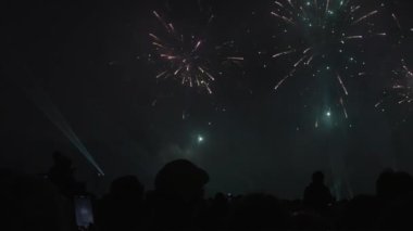 Havai fişekler, Kutlama, Yeni Yıl, Geçit Töreni ve Festival