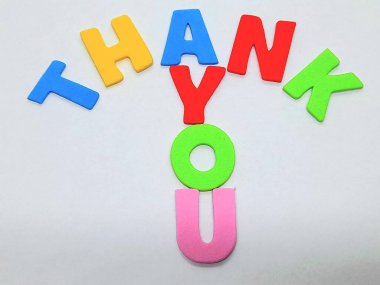 Teşekkürler altyazı beyaz arkaplanlı.