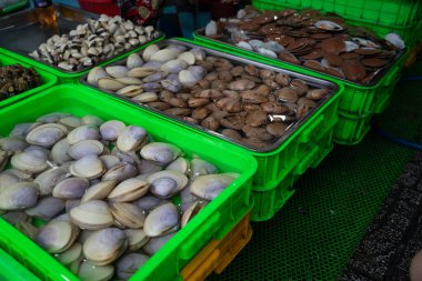 Vung Tau Traditional Market with Fresh Seafood and Vibrant Local Culture  clipart