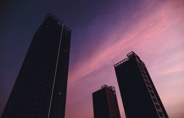 Bitexco ve Landmark 81, Ho Chi Minh City 'de Saigon Köprüsü ve Manzaralı Günbatımı