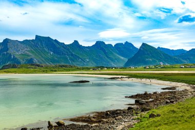 Lofoten Sahili manzarası