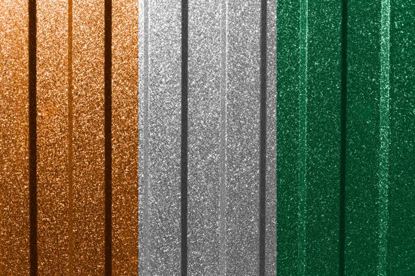 Texturierte Flagge Der Elfenbeinküste Einer Metallwand Bunte Natürliche Abstrakte Geometrische — Stockfoto