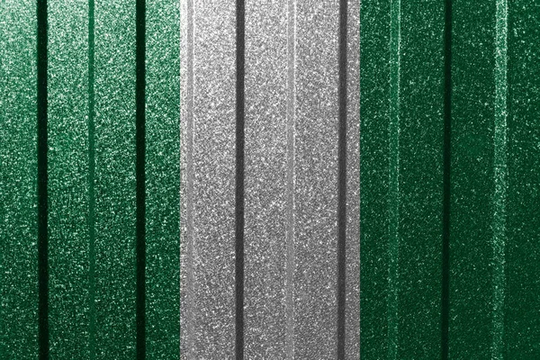 Flaga Teksturowana Nigerii Metalowej Ścianie Kolorowe Naturalne Abstrakcyjne Geometryczne Tło — Zdjęcie stockowe