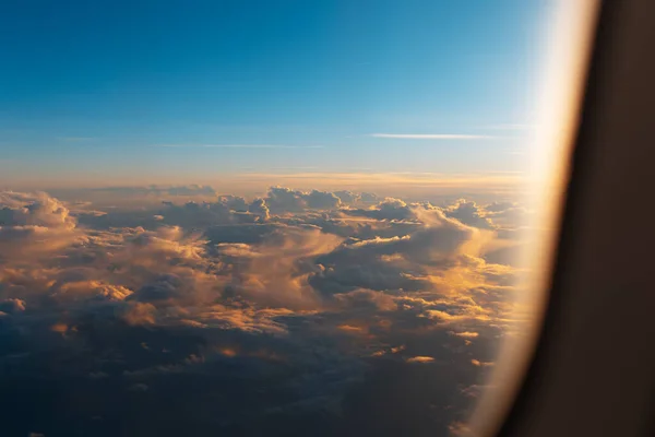 Zicht Door Het Raam Van Het Vliegtuig Tijdens Vlucht Mooie Stockfoto