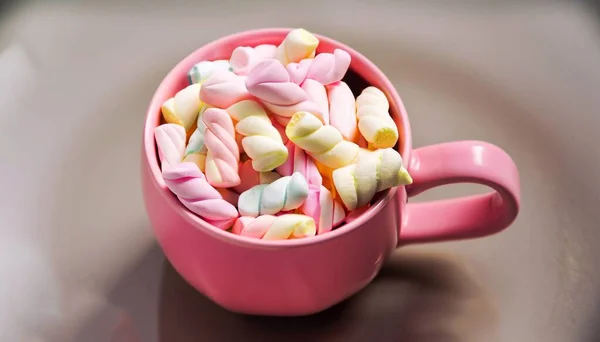 View Cup Full Multicolored Small Marshmallows Teaspoon Standing White Empty — Stock Photo, Image