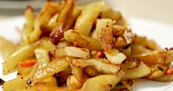 Disajikan Prepared Hot Fresh Fried Potato White Plate Dish Masakan — Stok Video