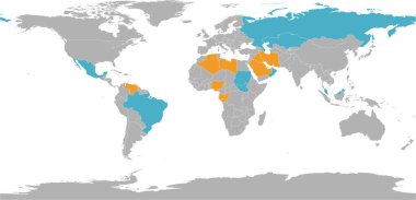 OPEC (turuncu) ve OPEC + haritası Dünya Eşit Silindirik (Küre) Projeksiyonundaki ülkelerle