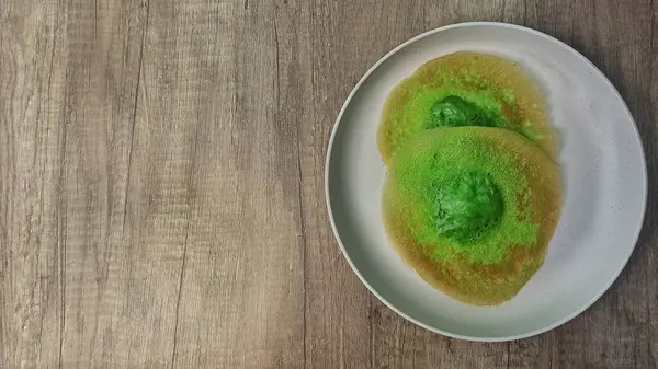 Maymun keki, Endonezya 'dan gelen geleneksel bir pasta, tipik Betawi keki..