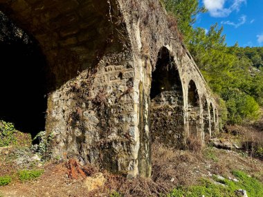 Antik binalar mimari dağları