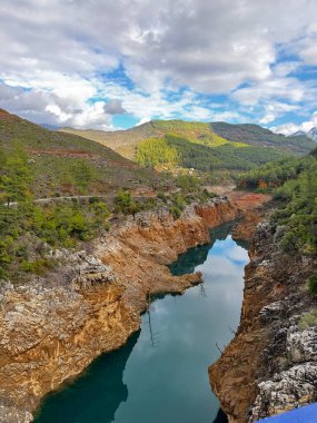 Kanyonun 4k drone görüntüsü. Yüksek kalite fotoğraf