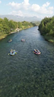 4 km 'de havza kanyon drone görüntüsü. Yüksek kalite 4k görüntü 