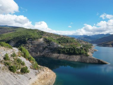Kanyonun 4k drone görüntüsü. Yüksek kalite fotoğraf