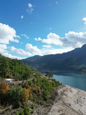 Kanyonun 4k drone görüntüsü. Yüksek kalite fotoğraf