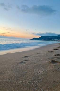 Günbatımı okyanus plajı. Yüksek kalite fotoğraf