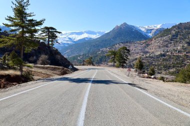Dağ yolu manzarası. Yüksek kalite fotoğraf