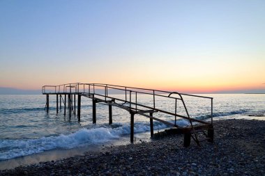 Deniz batımı iskelesi. Yüksek kalite fotoğraf