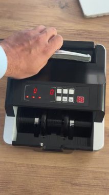 Para sayma makinesi. Yüksek kalite 4k görüntü