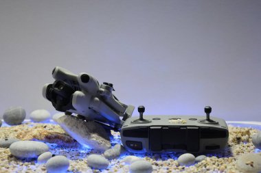 Uçan kamera dronu. Yüksek kalite fotoğraf