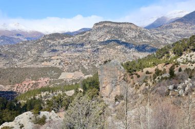 Rocky Dağı manzarası. Dağlık manzaralı bir manzara. Yüksek kalite fotoğraf