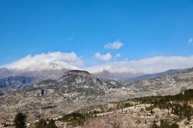 Dağlık kurak arazi. Yüksek kalite fotoğraf