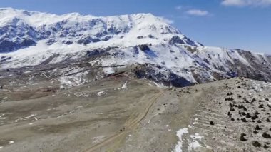 Dağlık kurak arazi. Yüksek kalite fotoğraf