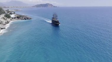 Kumsal gemisi denizi. Eski yelkenli gemi. Yüksek kalite fotoğraf