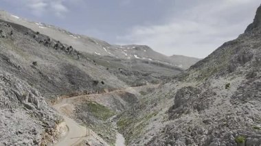 Toprak yol manzarası. Yüksek kaliteli FullHD görüntüler