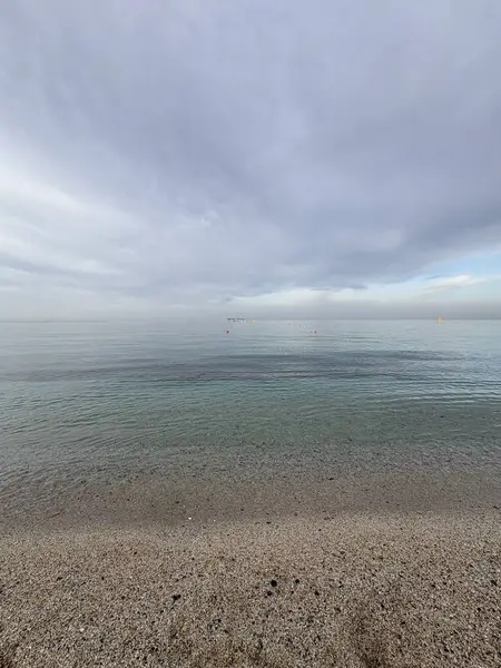 Sakin sakin bir sahil. Yüksek kalite fotoğraf