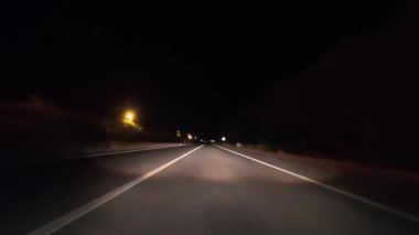 Gece yola çıkıyoruz. Yüksek kalite 4k görüntü