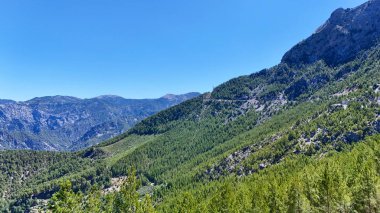 Dağ virajı yolu. Yüksek kalite fotoğraf