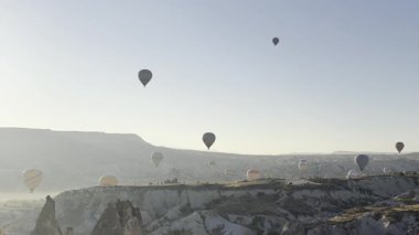 Balonlar gökyüzü manzarası. Sıcak hava balonları. Yüksek kalite 4k görüntü