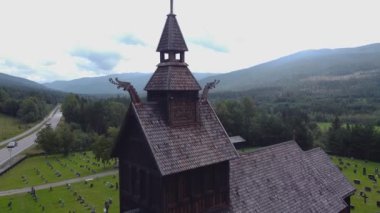 Norveç 'teki Udval Stave Kilisesi' nin eşsiz mimarisini keşfedin.