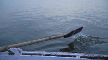 Ganj Nehri 'nin doğuşunda Varanasi' nin dinginliğini keşfetmek