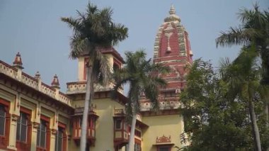 Varanasi 'deki Banaras Hindu Üniversitesi' nin Tarihi Mimarisini Keşfetmek