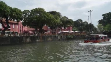 Malacca 'nın Manzaralı Nehir ve Miras Alanlarının Tarihi Güzelliğini Keşfedin