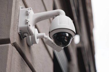 CCTV kamerası. Gözetim güvenlik sistemi.