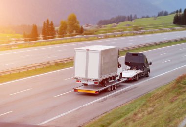 Engelli Ticari Kargo Otobüsü Acil Çekici