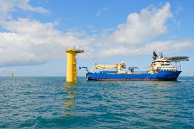 DP3 Kablo Döşeme Gemisi Offshore Rüzgar Türbini Vakfı 'nın yanında ROV konuşlandırıldı