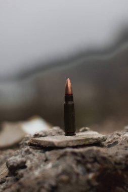 Arkaplan olarak kurşun 