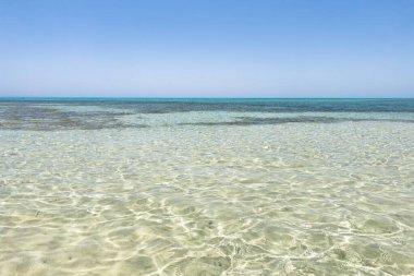 Beyaz Ada 'da doğal deniz ve gökyüzü geçmişi Sharm El Sheikh.