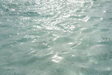 Deniz suyunun dokusu kapanıyor..