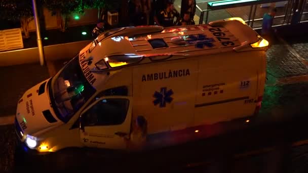 Tarragona Spain May 2023 Ambulance Car Night City Emergency Blue — Stock Video
