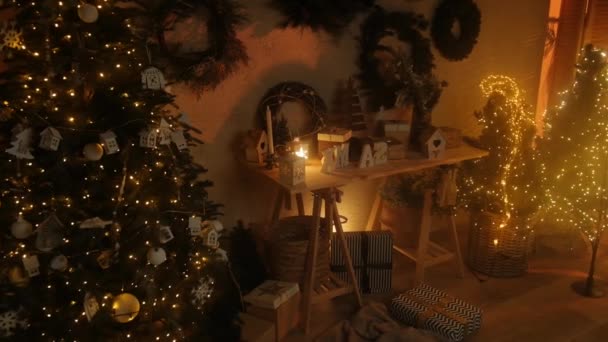 선반에 빈티지 Xmas 소박한 스타일의 클래식 크리스마스 — 비디오