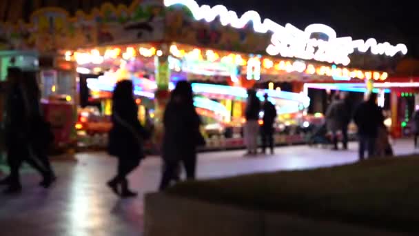 Nattlig Natur Atmosfär Med Färgglada Belysning Rörelse Karusell Nöjespark Och — Stockvideo