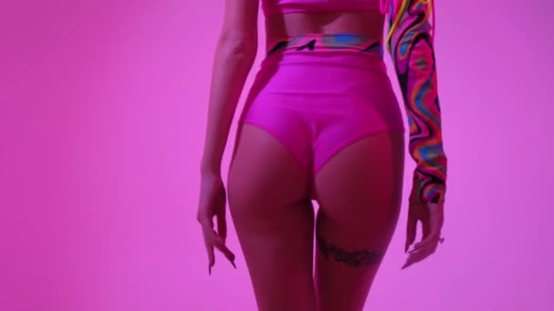 Woman Creative Glasses Neon Light Dances Beautifully Pink Trendy Neon — Stock Video
